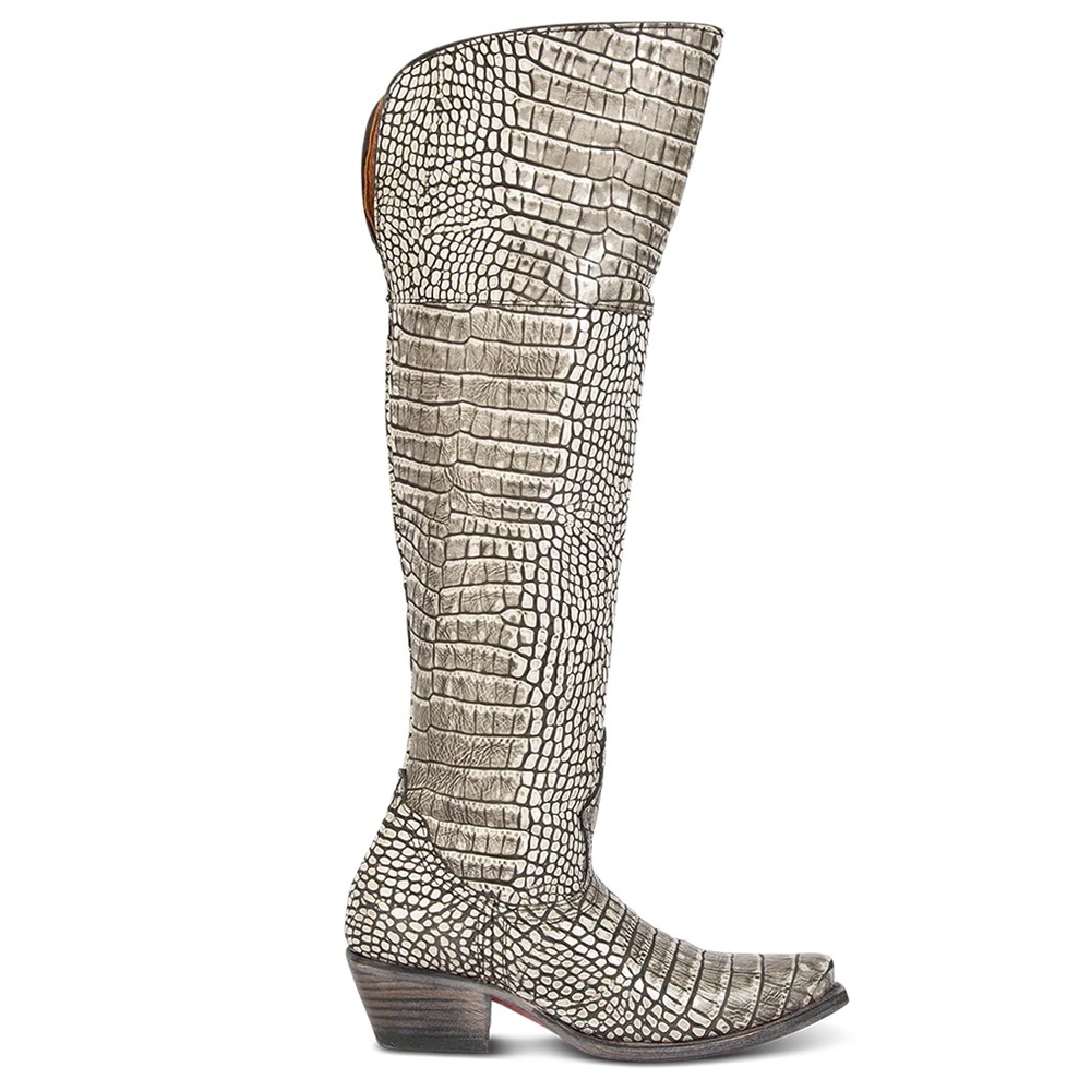 Wynona Freebird boots Size 9 new never worn.